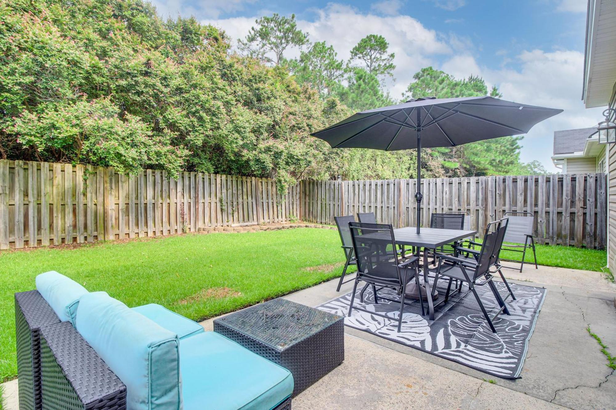 Holiday home Spacious Pooler With Family-friendly Perks